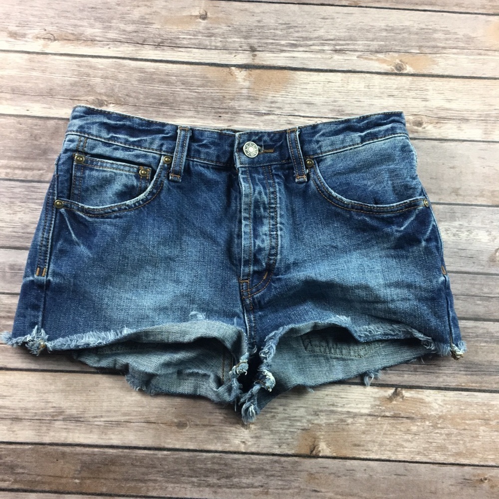 FREE PEOPLE BUTTON FLY DENIM SHORTS